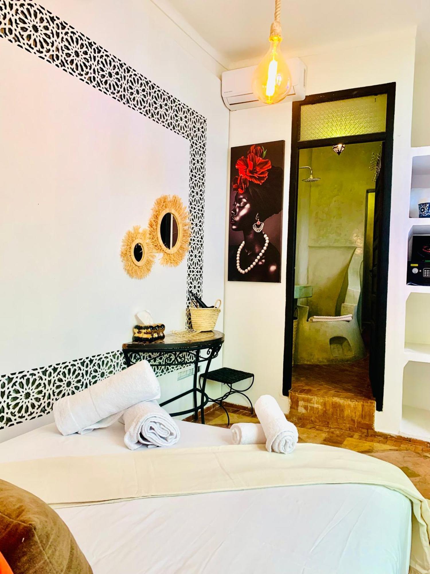 Riad Darna 4 Chambres Avec Piscine Et Petit Dejeuner Marrakesh Buitenkant foto