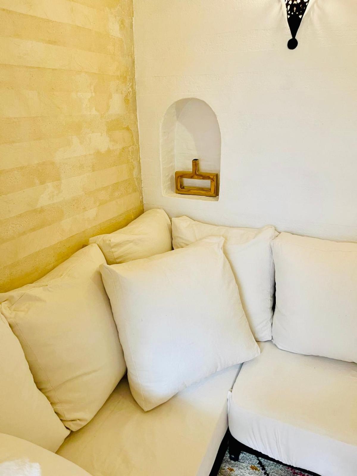 Riad Darna 4 Chambres Avec Piscine Et Petit Dejeuner Marrakesh Buitenkant foto
